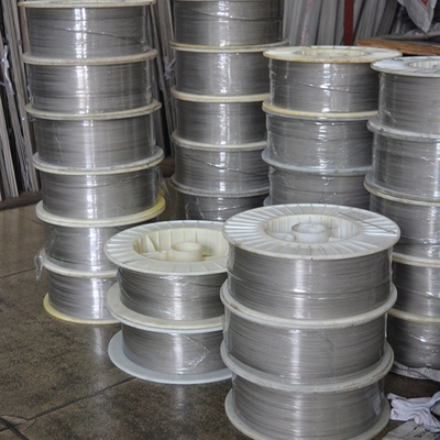 Goede prijs Opgepoetste Draad van het Oppervlaktetitanium 0.8mm tot 4mm ASTM B863 online
