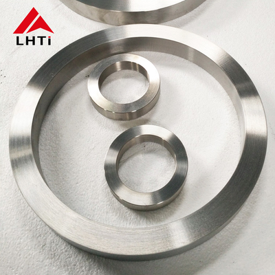 Goede prijs Gesmede het Titanium van 99.0%min Gr5 belt Titaniumlegering om Ring online